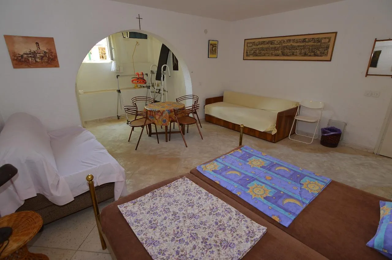 Arthouse Villa Palma Porec Guest house