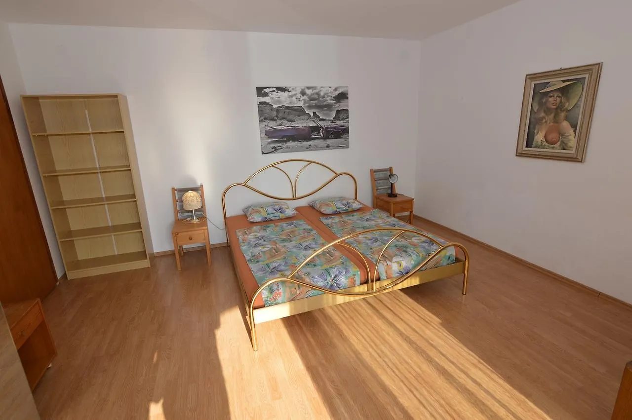 Arthouse Villa Palma Poreč Maison d'hôtes