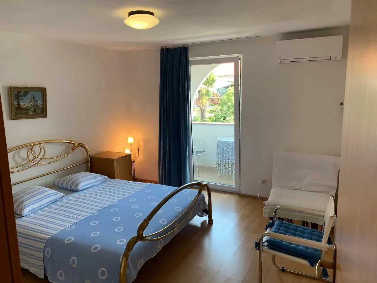 פורץ Arthouse Villa Palma בית הארחה